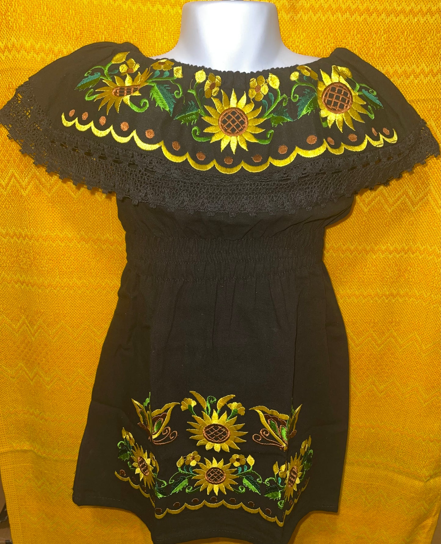 Broide “Coraline” Campesina Sunflowers