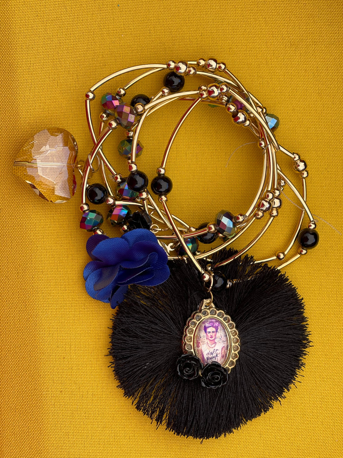 Semanario Bracelets Tassel
